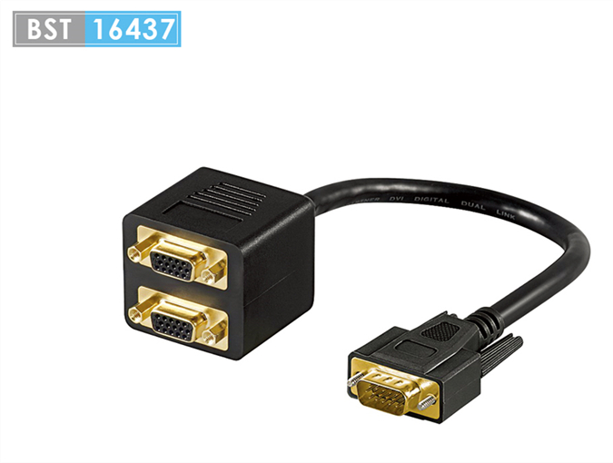 VGA plug (15-pin) to  2x VGA jack (15-pin)